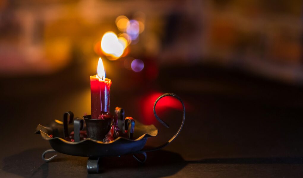 Dekoracje na Andrzejki - proste i szybkie ozdoby na Andrzejki na stół, wiszące i lampiony