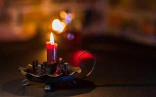 Dekoracje na Andrzejki - proste i szybkie ozdoby na Andrzejki na stół, wiszące i lampiony